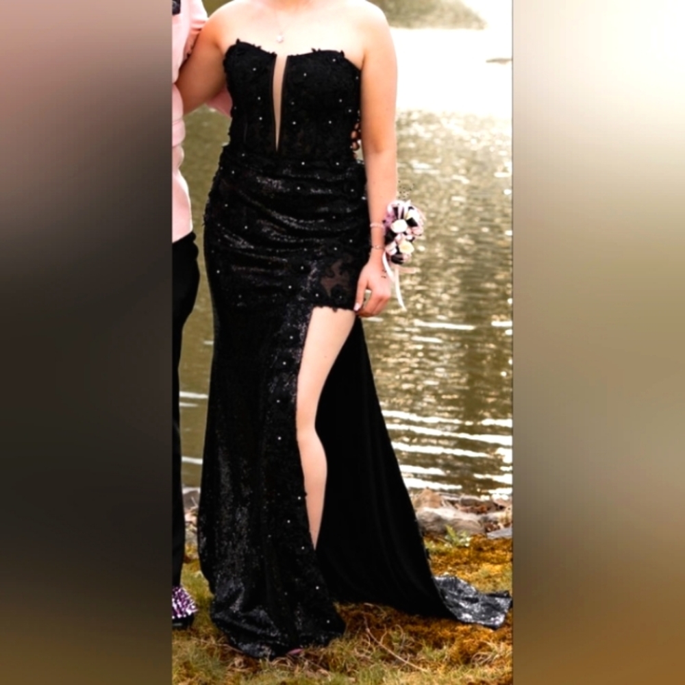 Alyce Paris size 12 prom dress